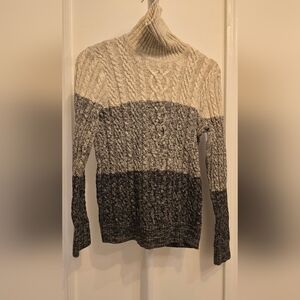 JEANNE PIERRE Women's Cable Knit Sweater - Cream and Gray - MEDIUM